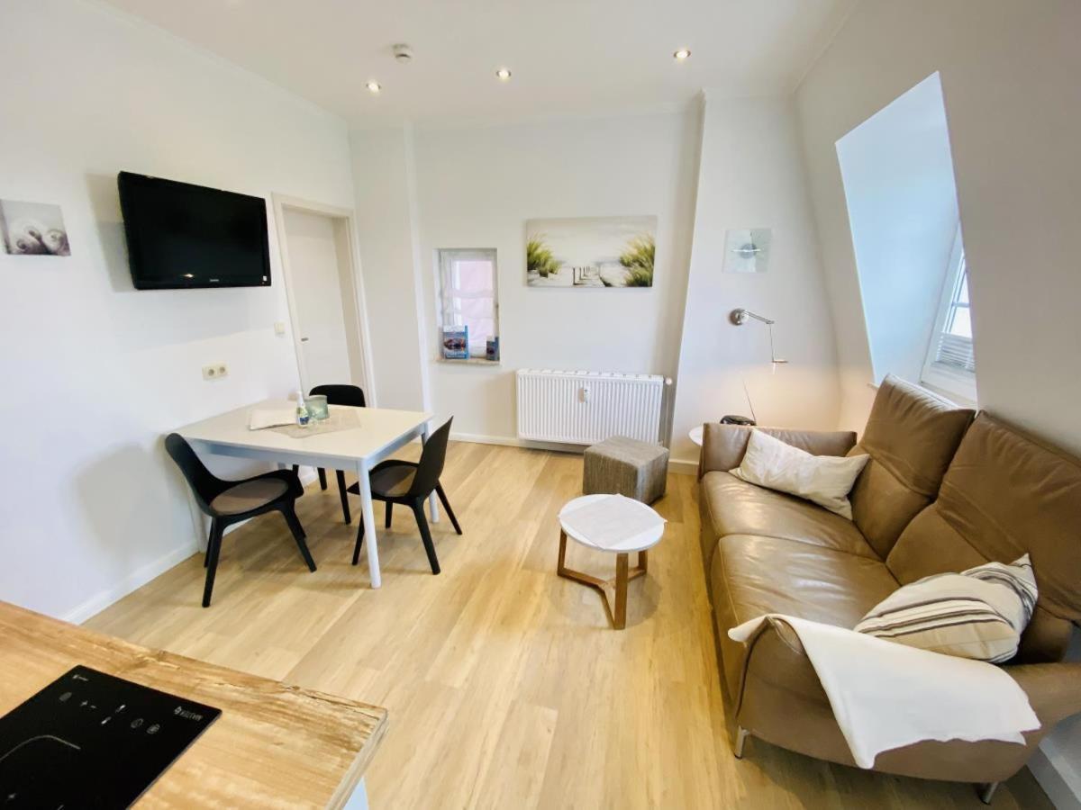 Promenadenblick/Vordeck Apartment รอสต็อค ภายนอก รูปภาพ